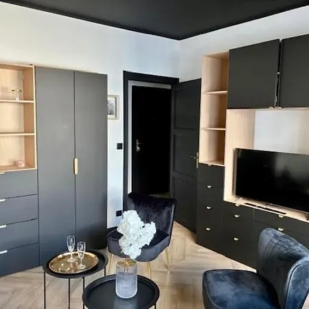 Coeur De - Hyper Centre - Classe 3 Etoiles - 2 Pers - 150m *