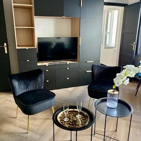 Apartment Coeur De - Hyper Centre - Classe 3 Etoiles - 2 Pers - 150m *