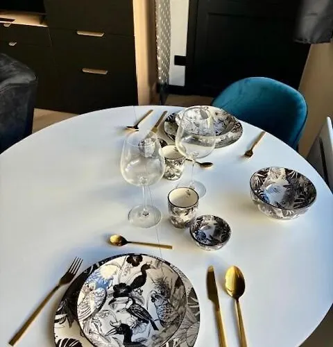 Apartment Coeur De - Hyper Centre - Classe 3 Etoiles - 2 Pers - 150m Royan